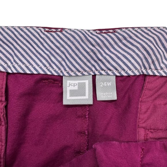 JCP Twill Capris (24W) - Picture 7 of 8